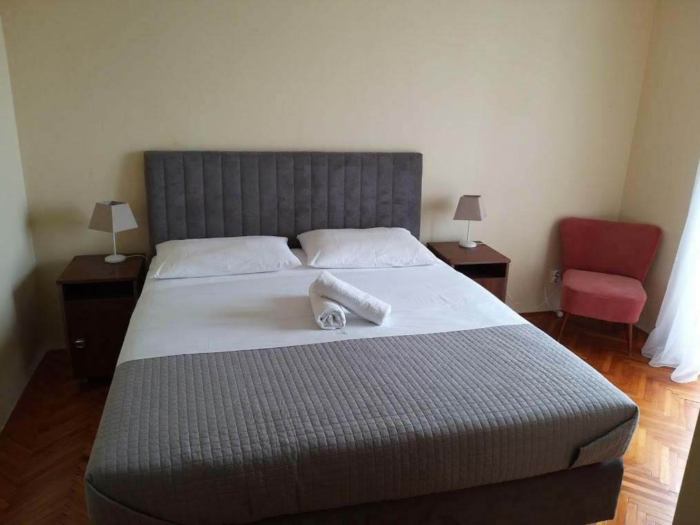 Apartment And Rooms Villa Kolonada Vodice Extérieur photo